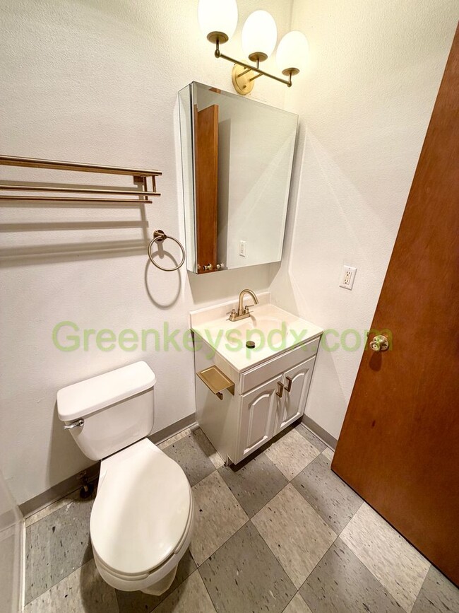 Photo - Muliti-level 2 Bedroom 2 Bath Townhouse in St.Johns