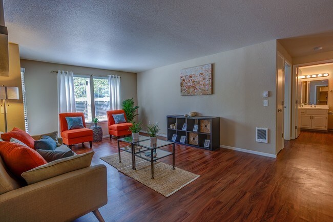 Commons at Dawson Creek Apartments