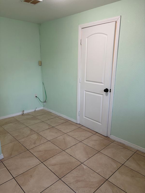 Photo - 3723 Olive St Unidad 2