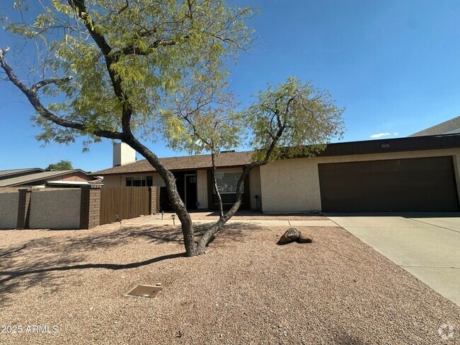 Building Photo - 8691 E Latham St Rental