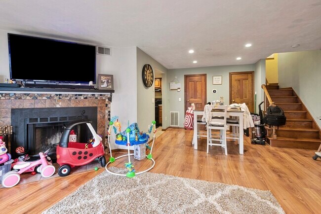 Photo - 156 Quincy Shore Dr