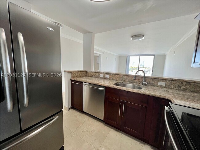 Photo - 1045 10th St Unit 902