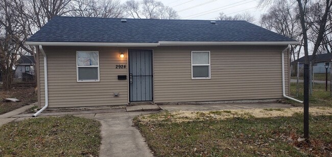 Large Floor Plan - Large Floor Plan House