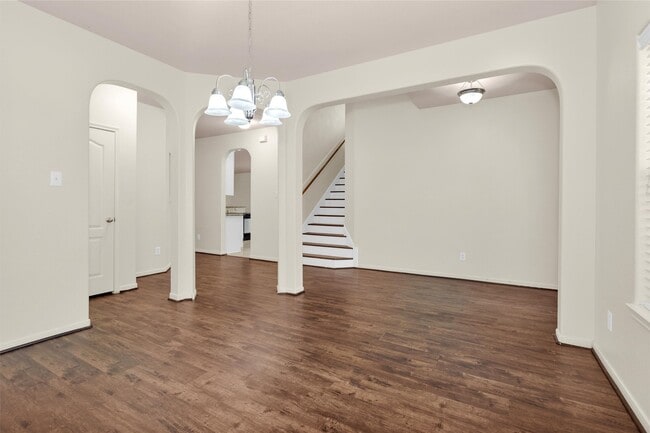 Building Photo - 602 Blue Oasis Ct