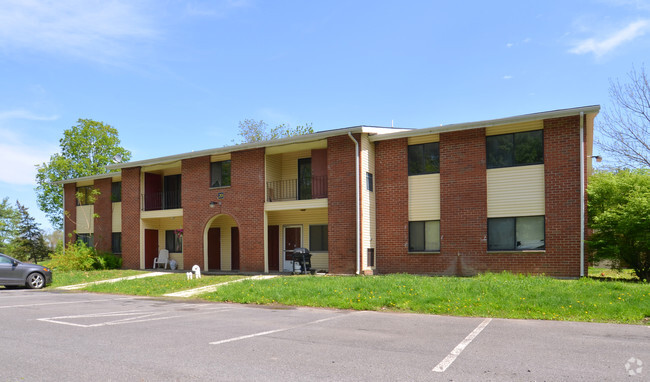 Building Photo - Oakbrook Manor Rental