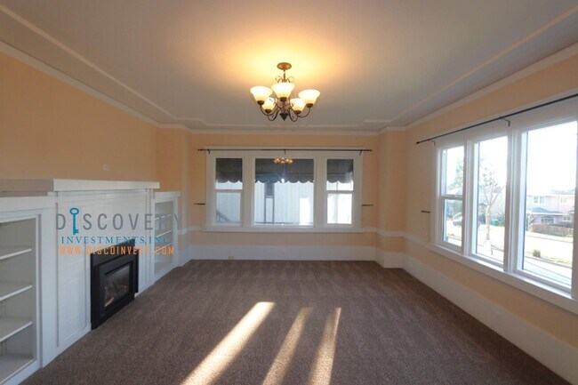 Photo - 4640 Park Blvd Unit 4640