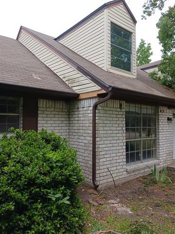 Photo - 704 Allison Dr
