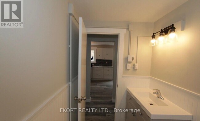 Photo - 65 Stanley St