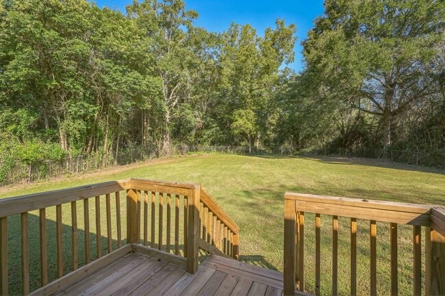 Photo - 309 Lagrange St