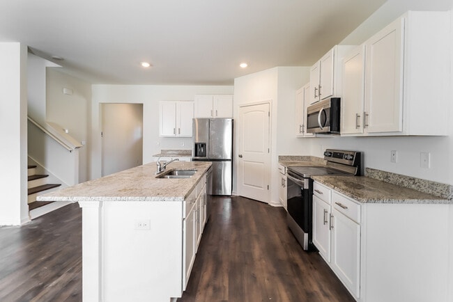 Photo - 5676 Timber Leaf Lp