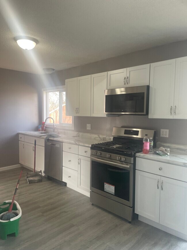 Photo - 7444 Wilson Rd