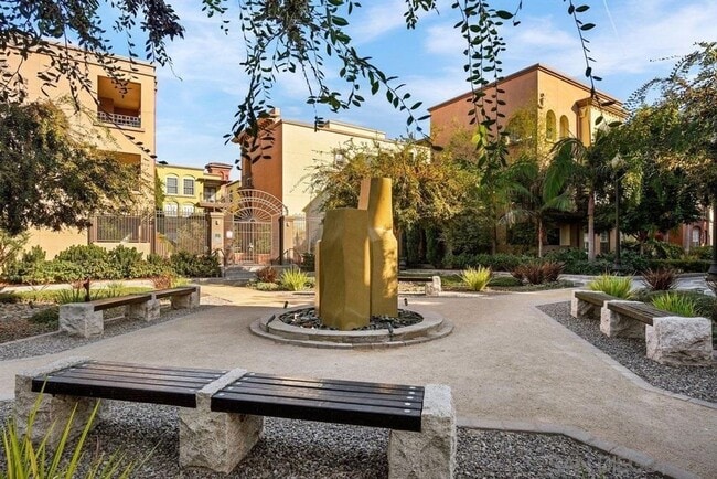 Photo - UPTOWN DISTRICT Ground Floor End Unit-2 Bedroom / 2 Bathroom-AVAILABLE NOW! Unit D111