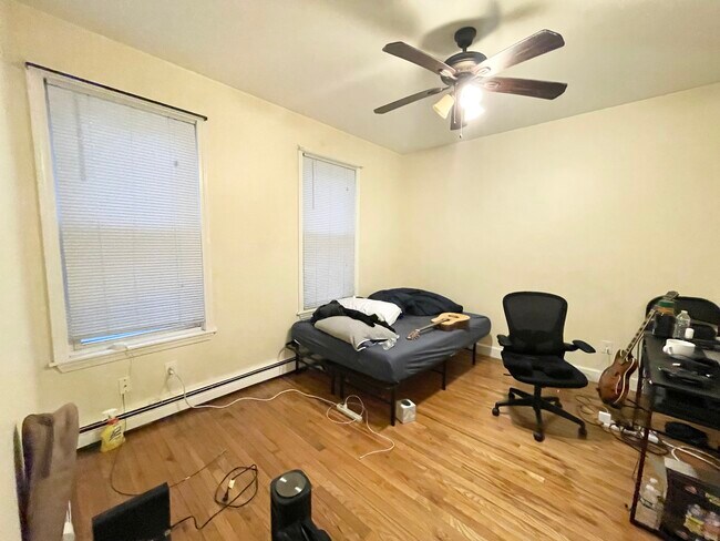 Photo - 29 Spring Garden St Unit 1