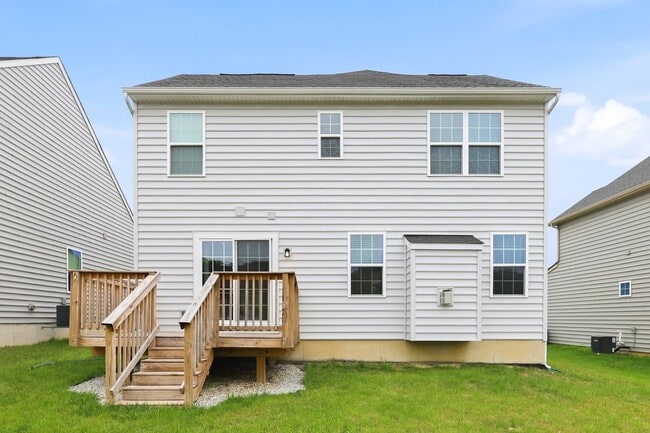 Photo - 157 Cresting Rd