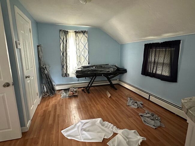 Photo - 24 Elmhurst Ave Unit 2