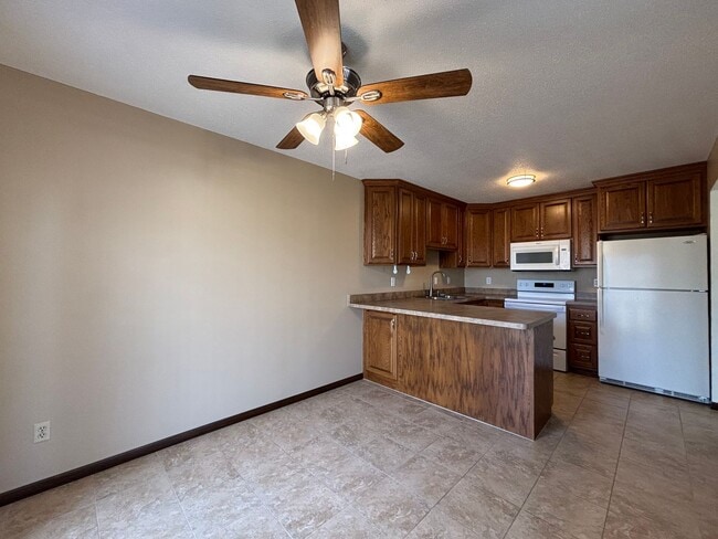 4285 Evergreen Dr