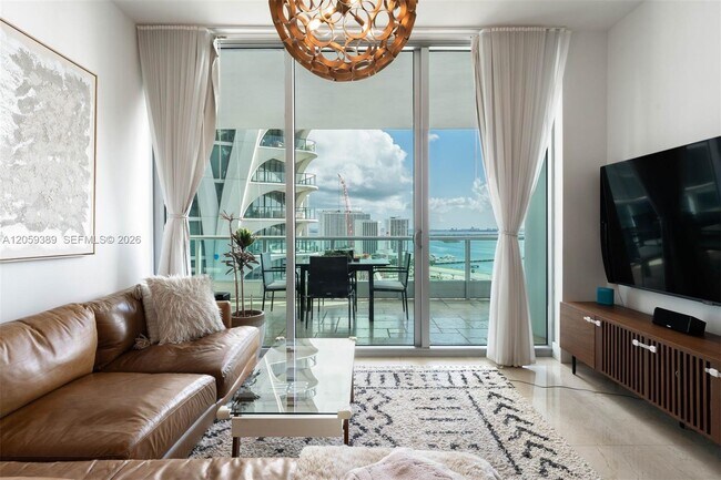 Photo - 900 Biscayne Blvd Unidad 2708