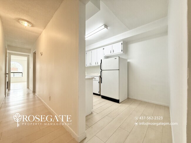 Pet-Friendly 2-Bedroom Apartment with Parking, Ensuite Laundry & Deck in East York