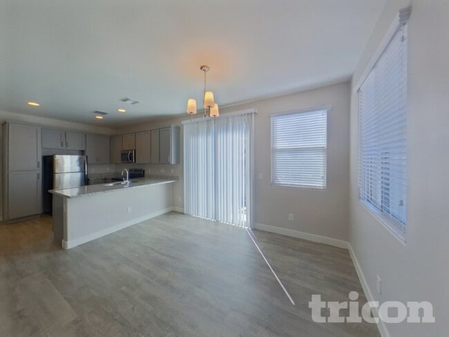 Photo - 2929 N 28th St