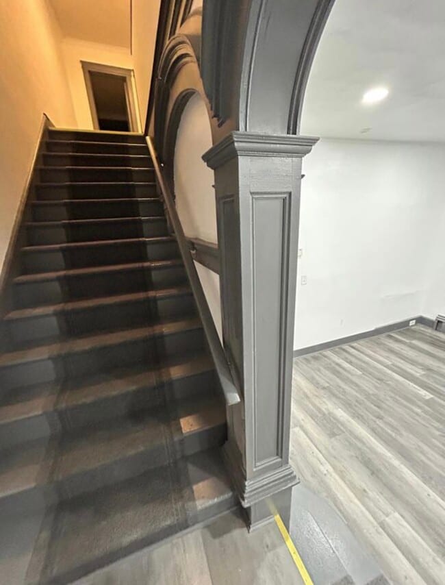 Photo - 142 Oak St Unit 1