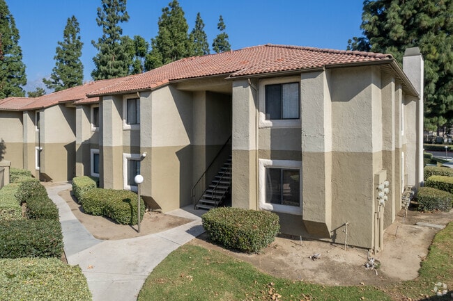 Photo - La Serena Apartments