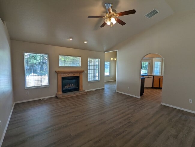 Photo - Park Like Setting