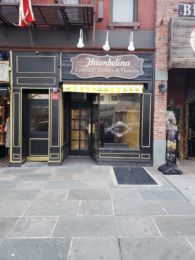 Photo - 207 Washington St Unit 1