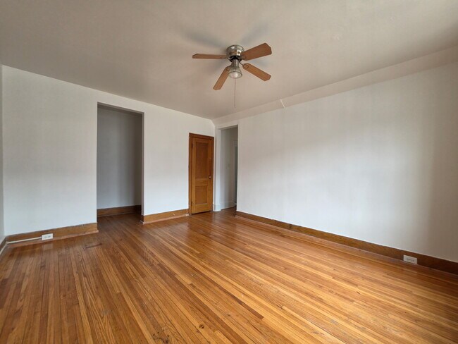 Photo - 429 Qu'Appelle Ave Unité 2