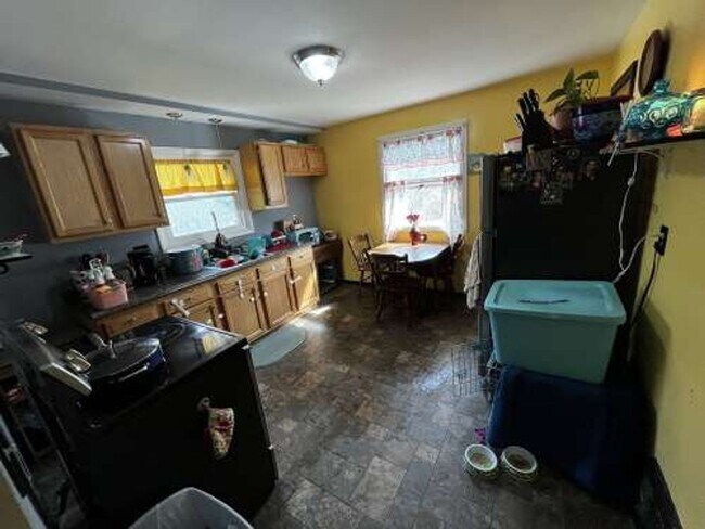 Photo - Cozy 2-bedroom in Johnson City Unit 28 Avon St