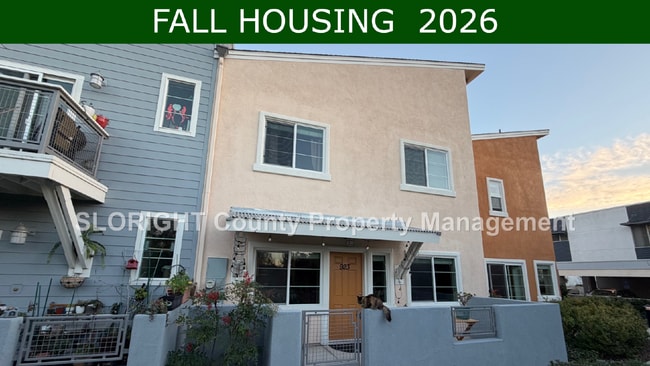 Building Photo - AVAILABLE SEPTEMBER - Modern Townhome in SLO - 3 Bed / 2.5 Bath