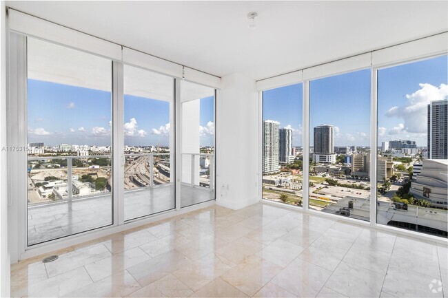 Building Photo - 1040 Biscayne Blvd Unit 1806 Rental