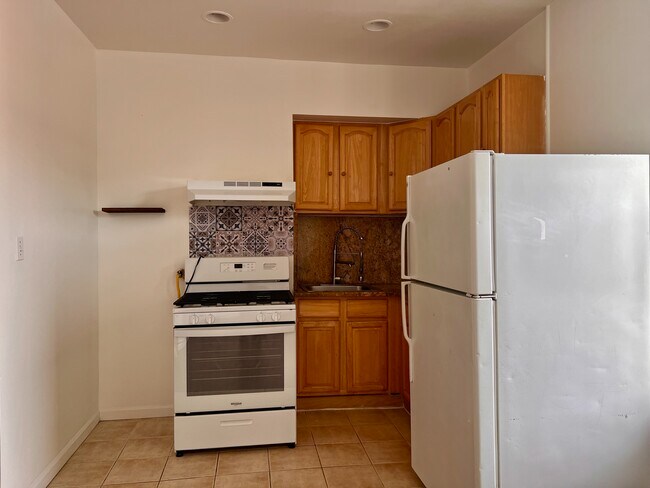 Photo - 26 Dales Ave Unidad 2nd Floor