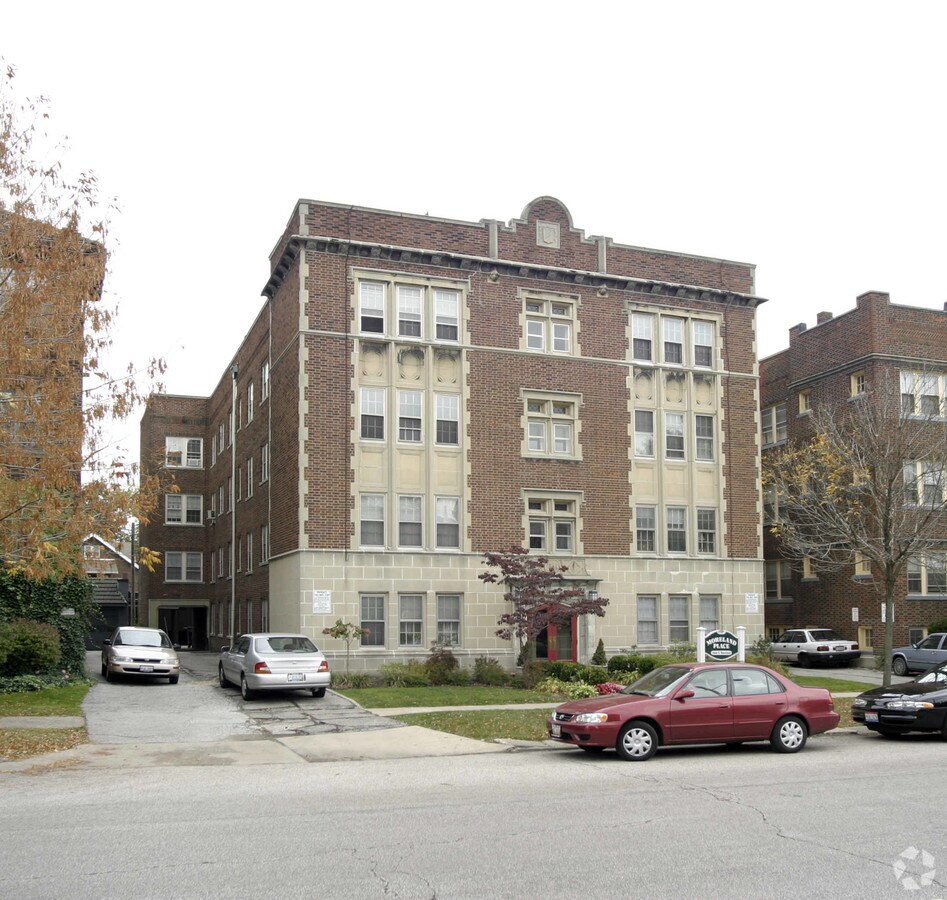 Moreland Place - Moreland Place Apartments