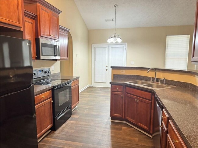 Photo - 5736 Lakeside Dr