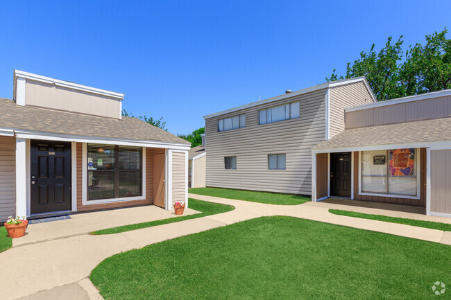 Building Photo - Rolling Meadows Rental