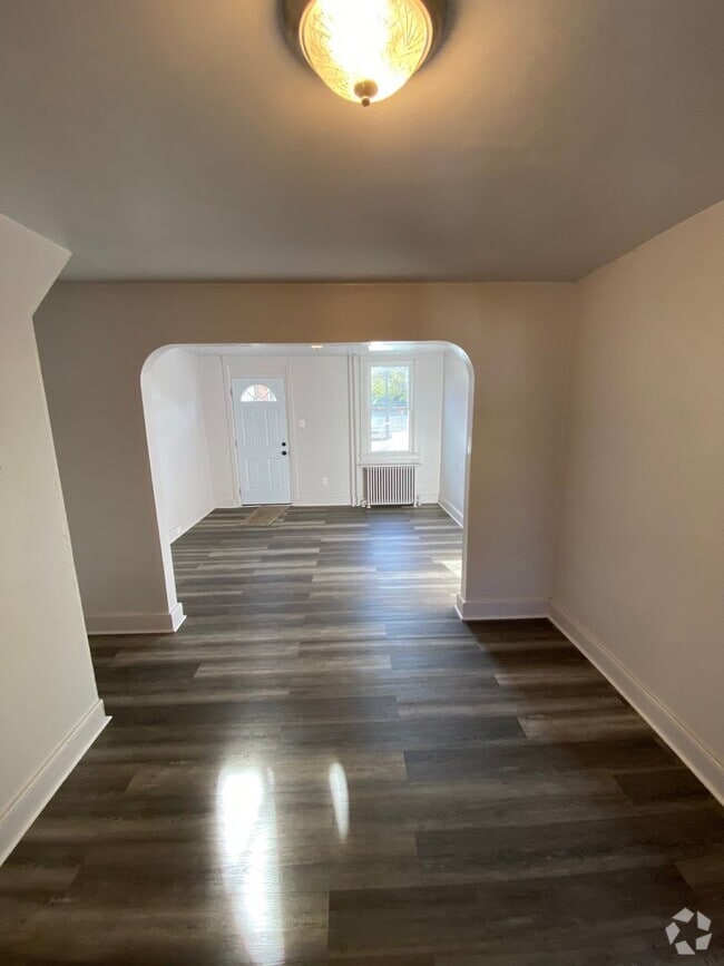 Building Photo - Charming 3 BR /2 BA Home in Lancaster City