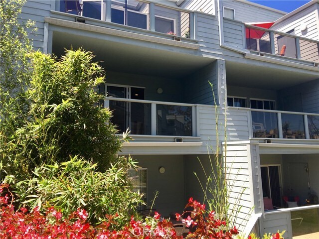 Photo - 250 The Village Unit 210