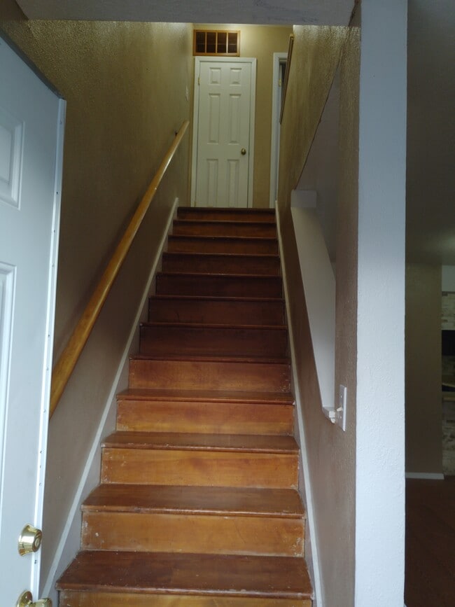 Photo - 12600 Copperwood Dr NE
