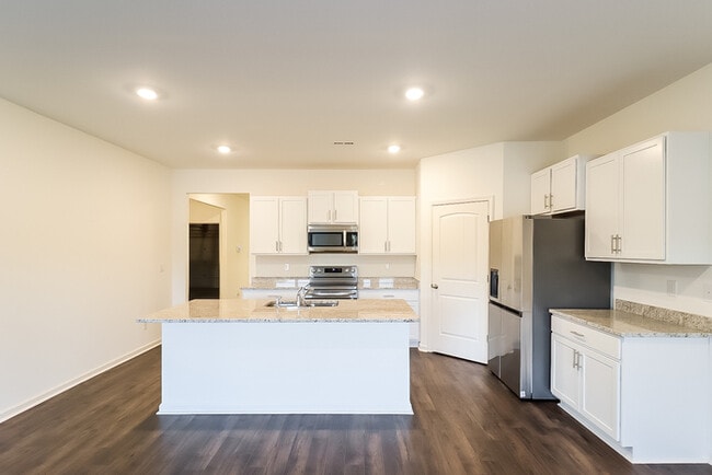 Photo - 7279 Timber Leaf Br