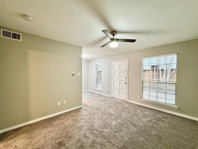 Photo - 4319 McKinney Ave Unidad 103
