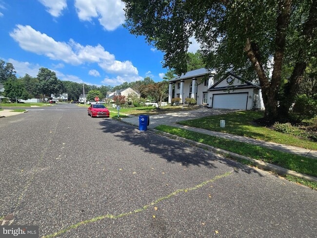 Photo - 1 Radcliff Ct