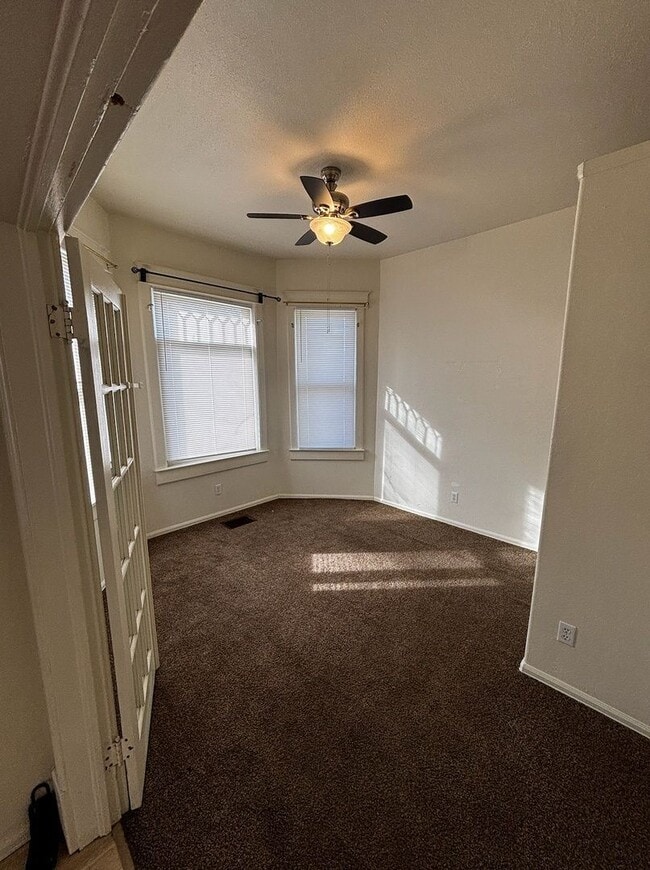 Photo - 1210 N Elizabeth St