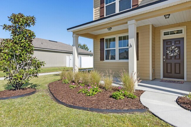 Photo - 254 Seville Pkwy