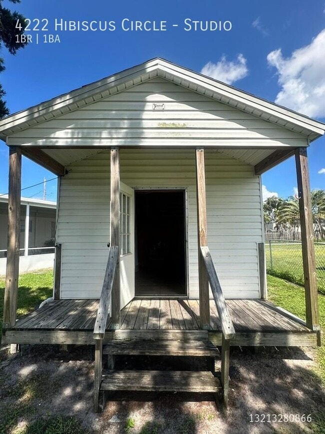 Photo - 4222 Hibiscus Cir Unidad Studio