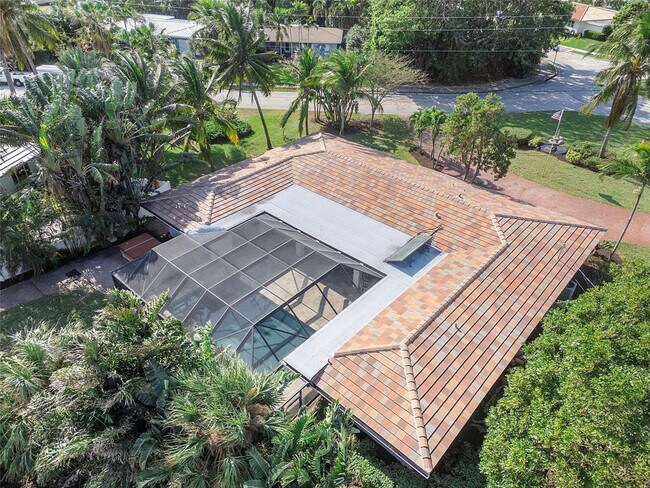 Photo - 556 SE 15th Ave