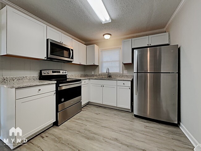 Photo - 1112 Pine St
