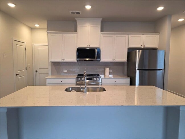 Photo - 1704 Harper Lily Ln