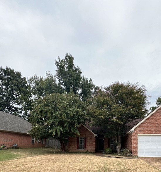 Building Photo - 5760 Pecan Trce Rental
