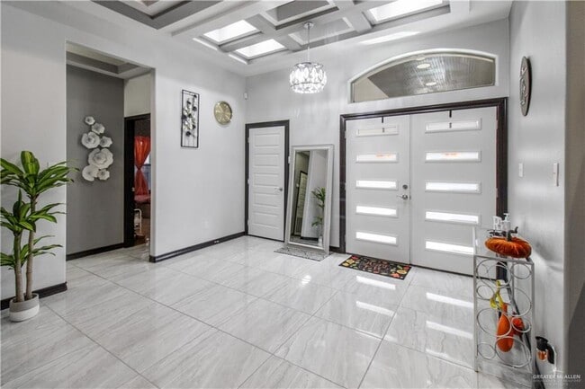 Photo - 30 Queens Ave