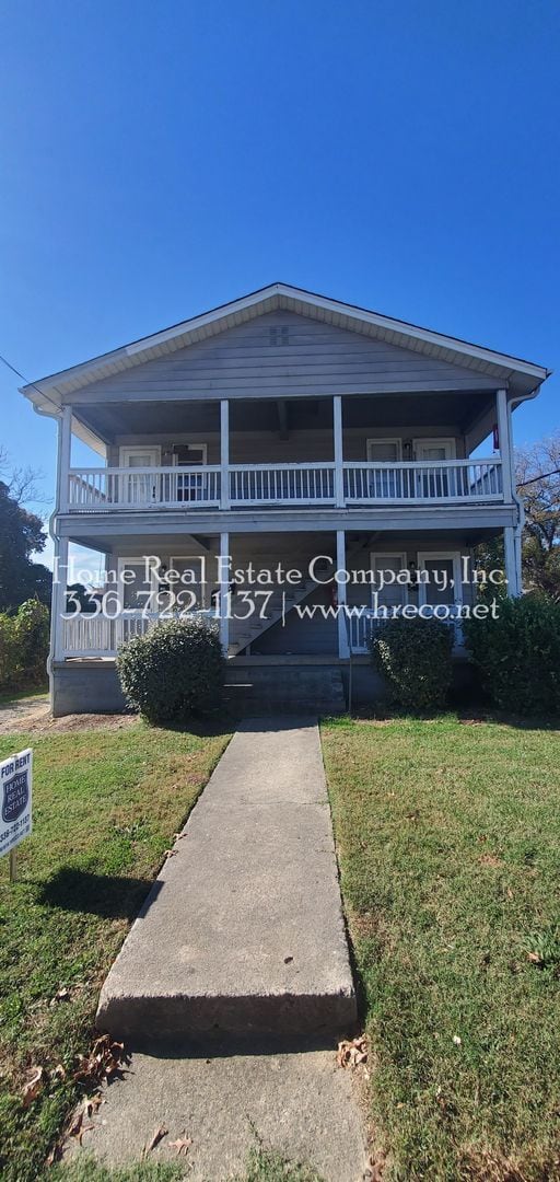 Building Photo - 832 Gray Ave NE Unit 832